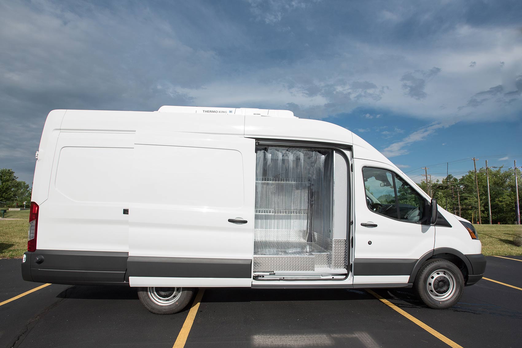 Same Day Chilled Van Courier London service by Knight Hak