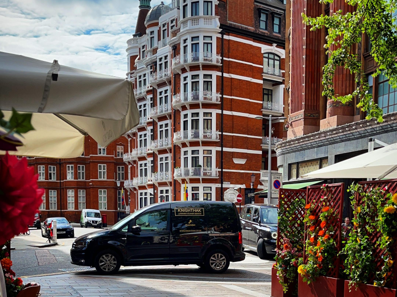 Same Day Chilled Van Courier UK